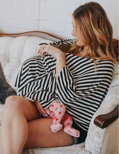Load image into Gallery viewer, Baby Cover - Black & White.
